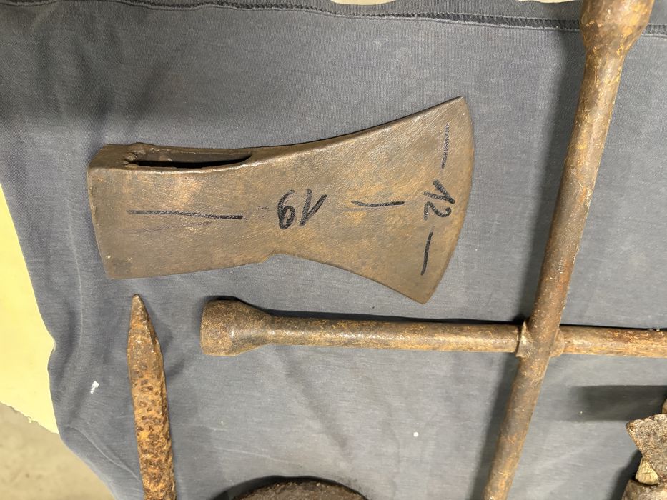 Siekiera duża sygnowana inne