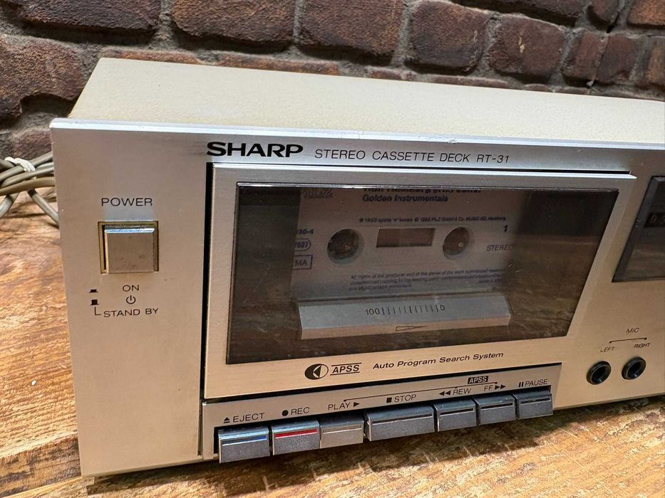 Magnetofon Sharp RT -31