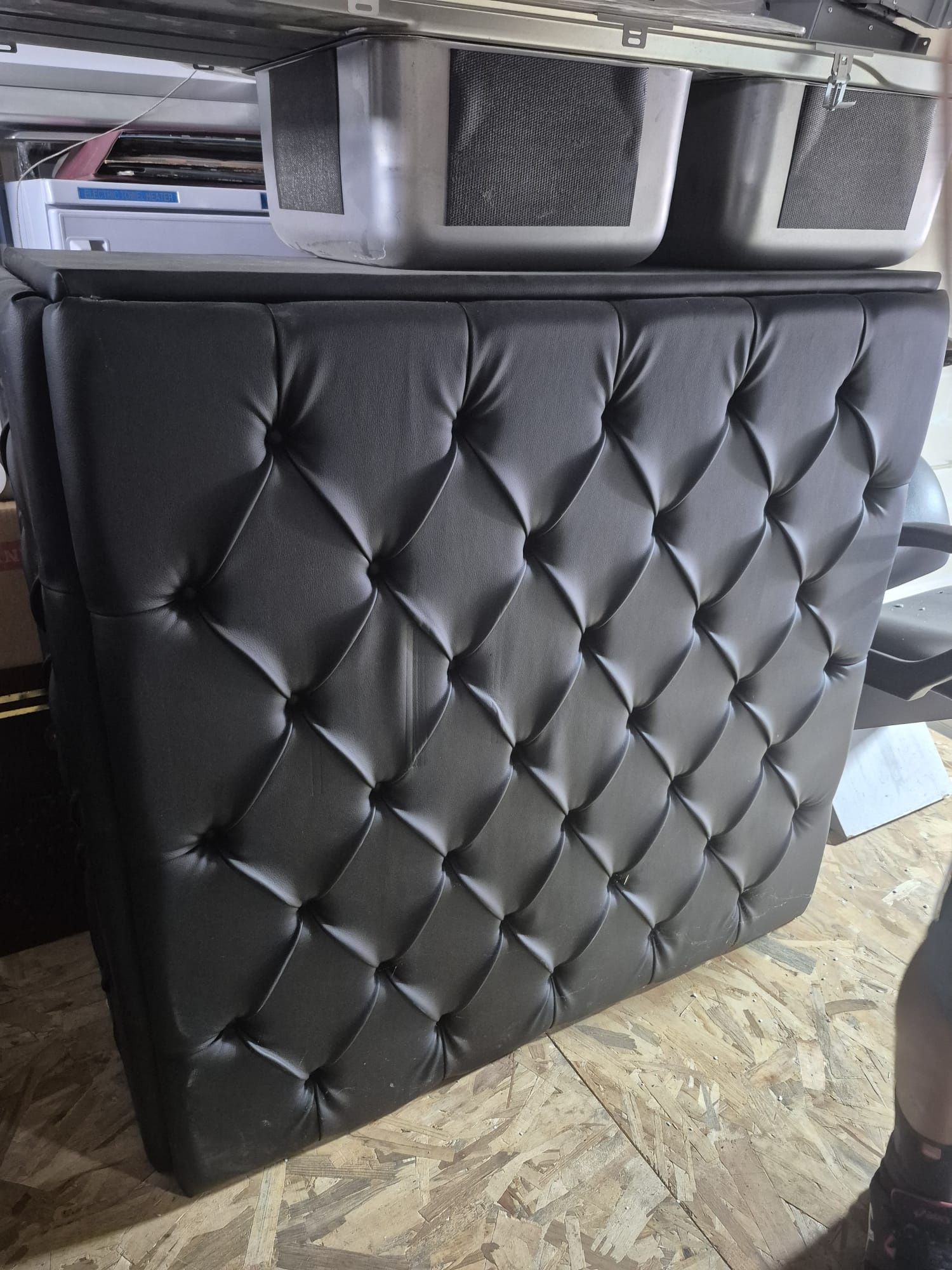 Balcão capitonê Preto, 110x45cm altura100cm