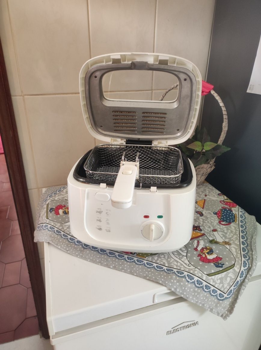 Fritadeira a óleo