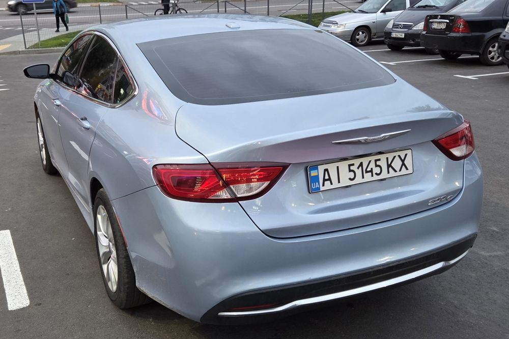 Chrysler 200 2015