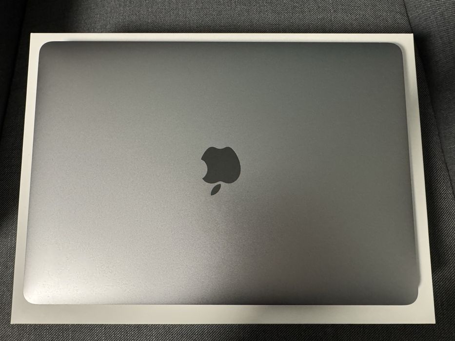 MacBook Pro 13" M1 16GB/256GB 2020