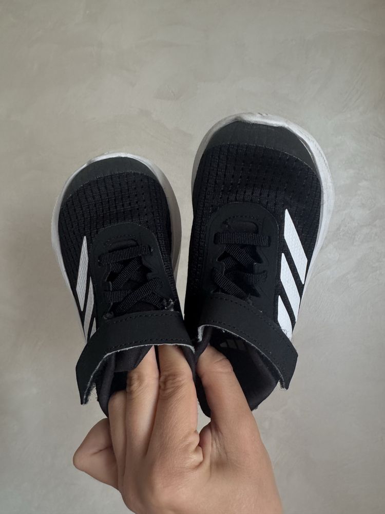 Стан нових! Adidas Duramo 24-25