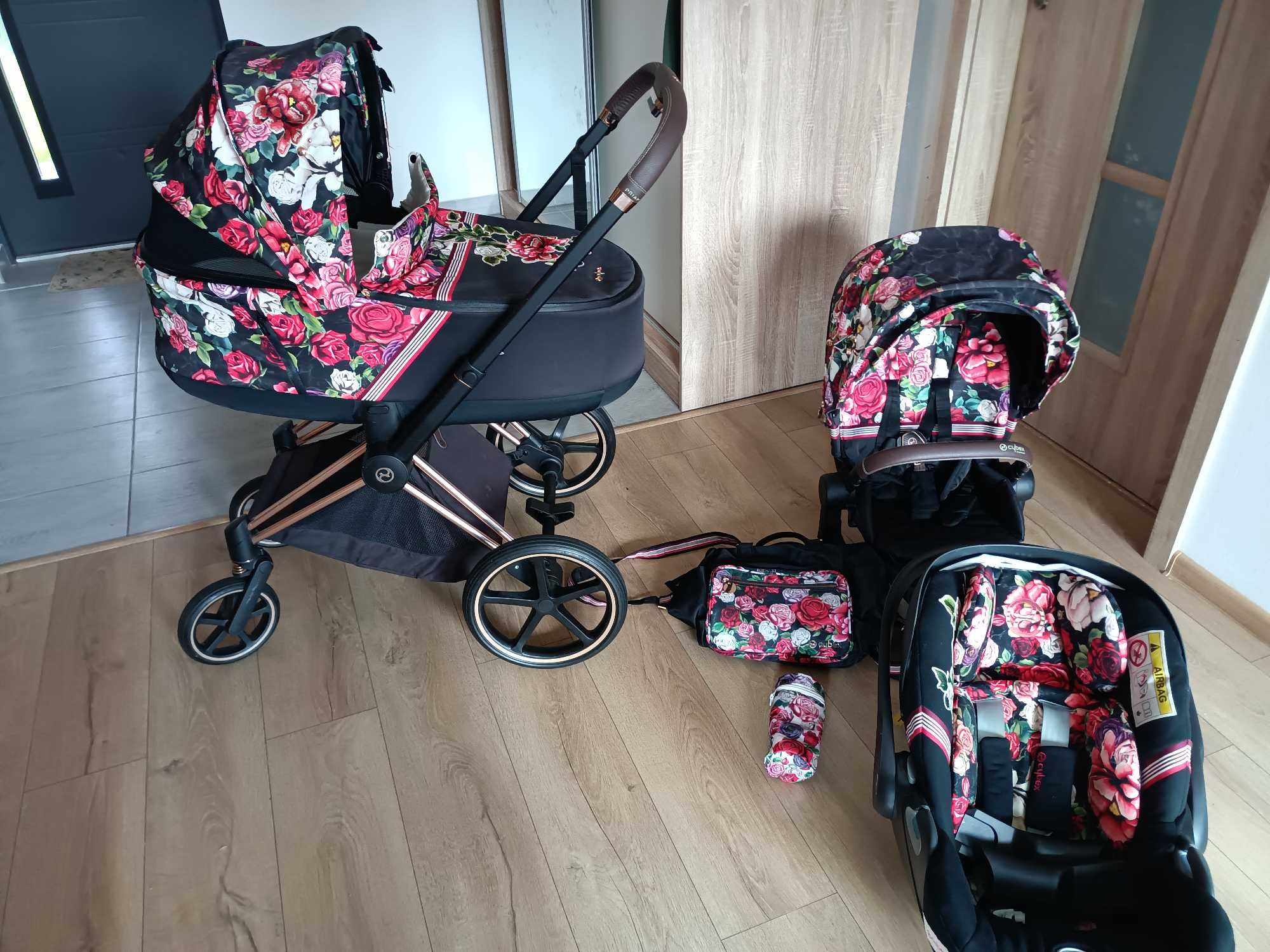 Cybex Priam FCollection Rose Spring Blossom Dark