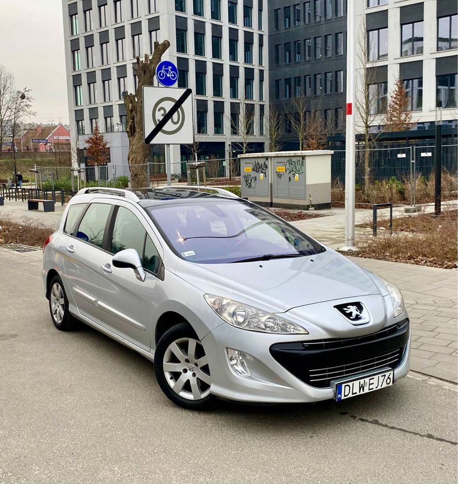 Peugeot 308 SW | Automat | Panorama | Klima | 2008 rok