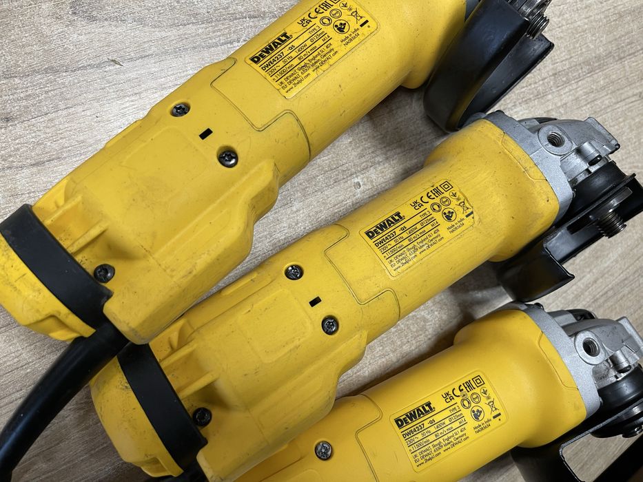 Dewalt DWE4237, DWE4207, DWE4233 / вживані болгарки Девольт 125 мм