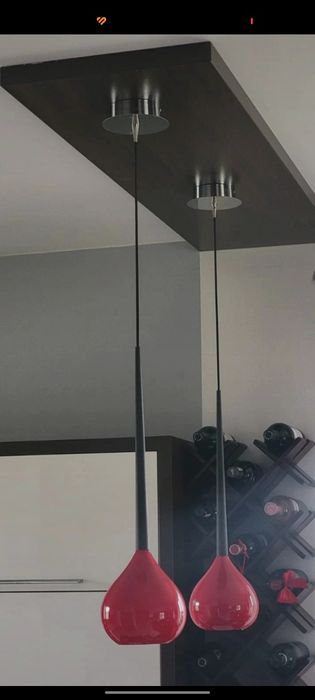 Piękne czerwone lampy wiszące