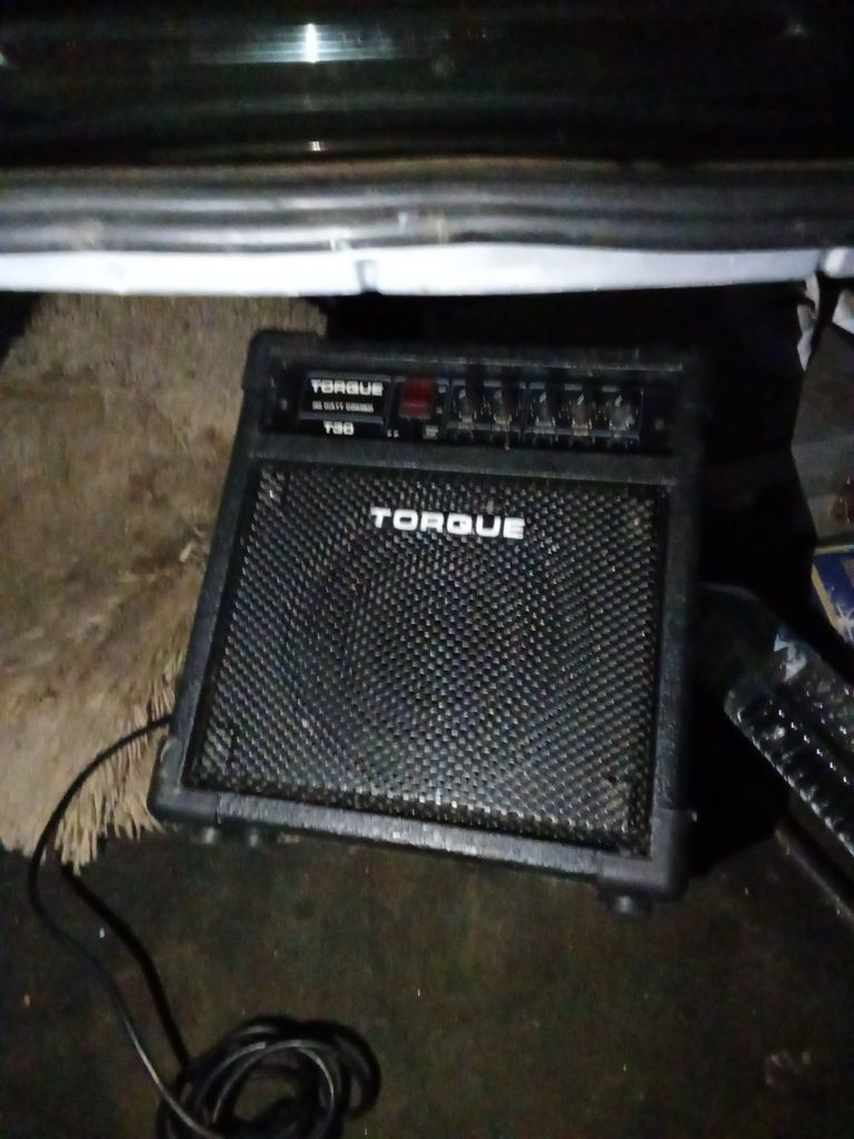Coluna de som,torque em bom estado