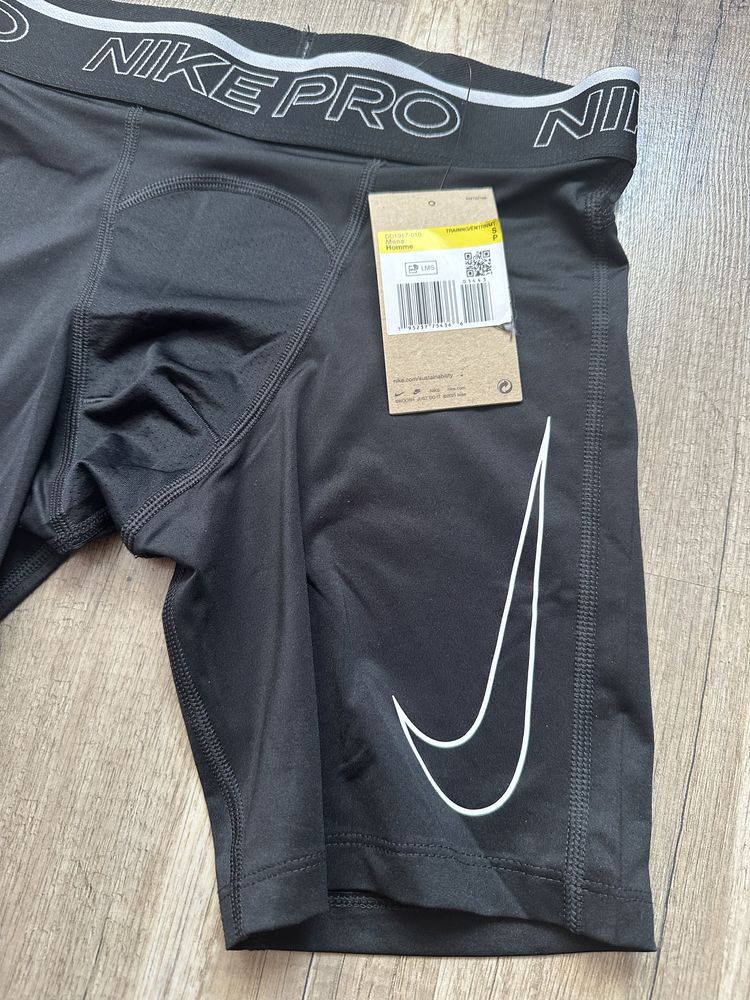 Podspodenki spodenki nike termoaktywne pro czarne S running dri fit !