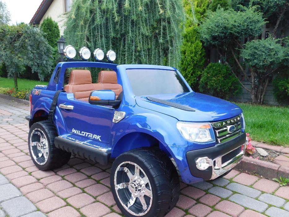 Auto FORD RANGER Samochód na akumulator gumowe koła+Pilot