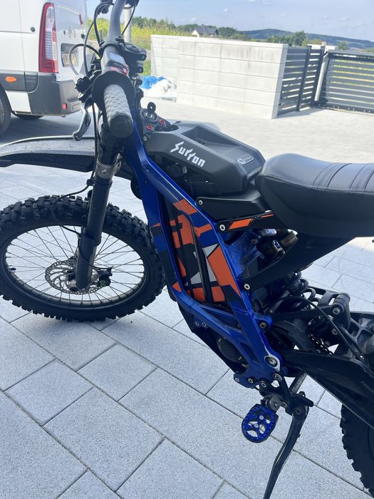 Surron Light Bee X 2023 niebieski do 90km/h
