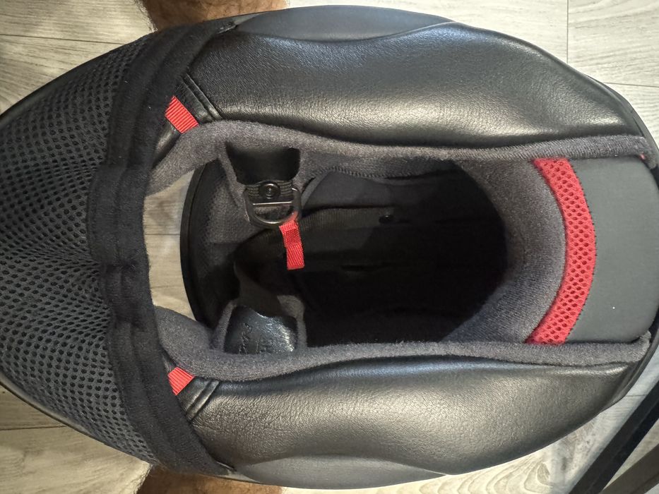 Shoei NXR 2 faust z foto