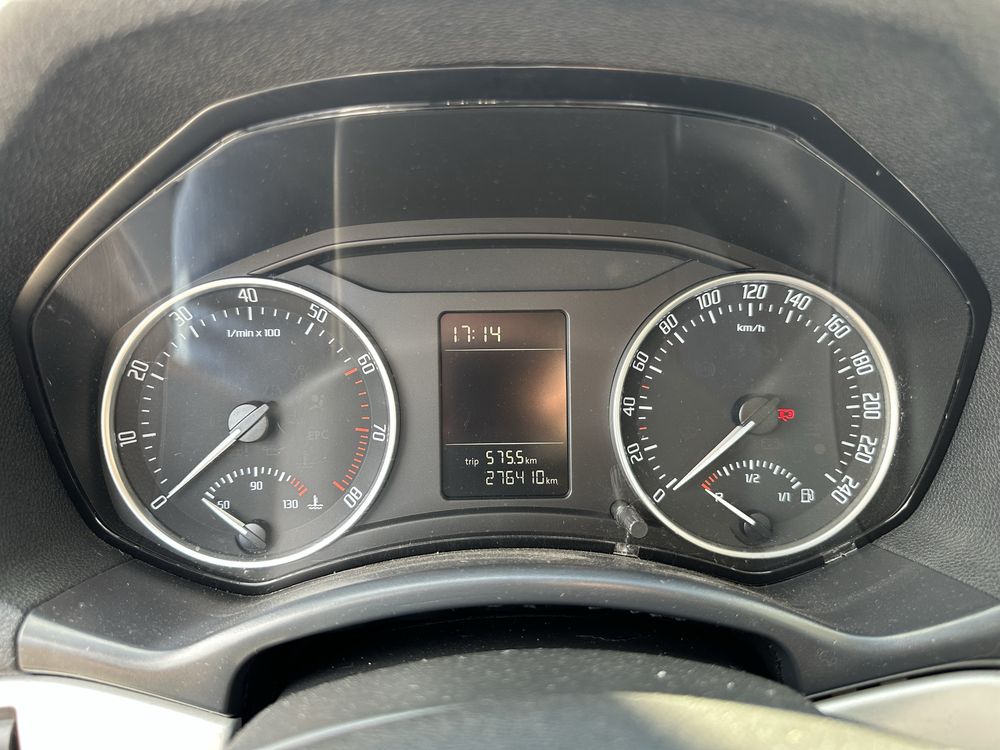 Продам автомобіль Skoda Octavia A5 2011 року випуску.