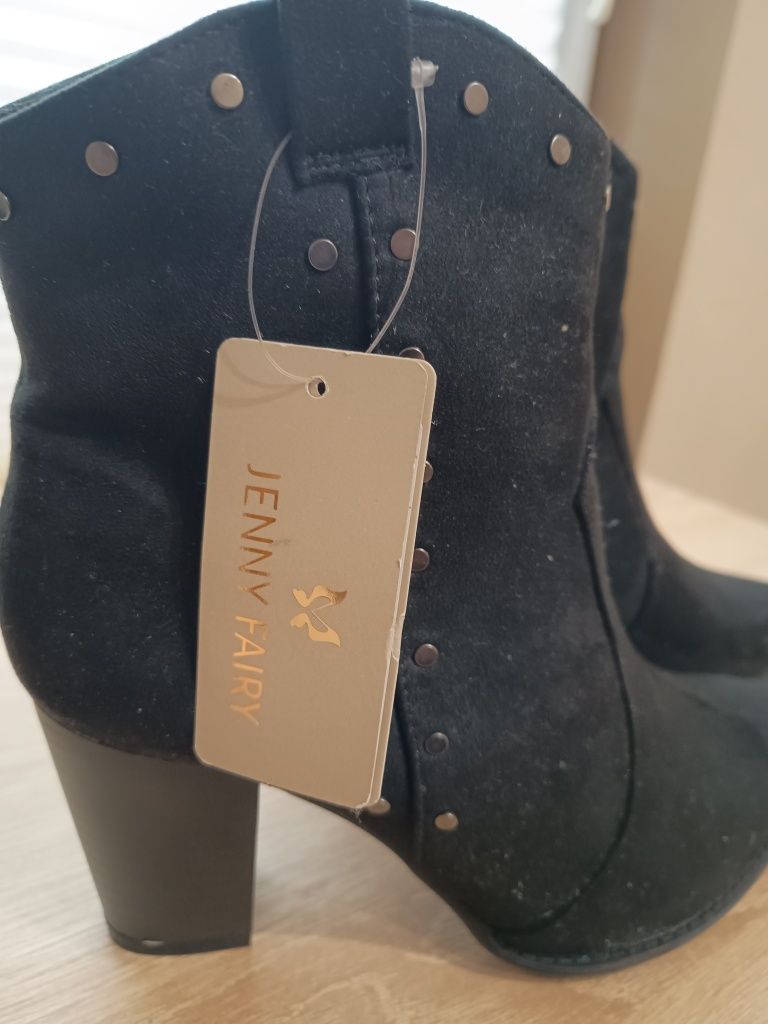 Buty nowe  r.39 czarne i brązowe