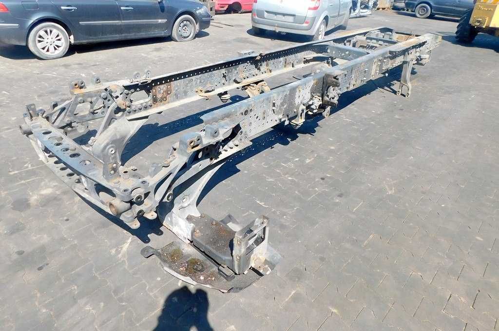 MB ACTROS MP4 12r Rama Pod Przyczepę dł 6.3m szer 90cm