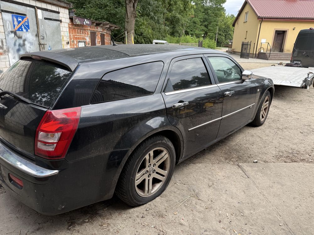 Caly na czesci chrysler 300c 2008 rok  3.0crd  super ceny