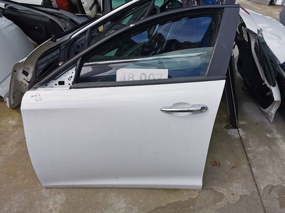 Porta Frente Esquerda Alfa Romeo Giulietta do ano 2010