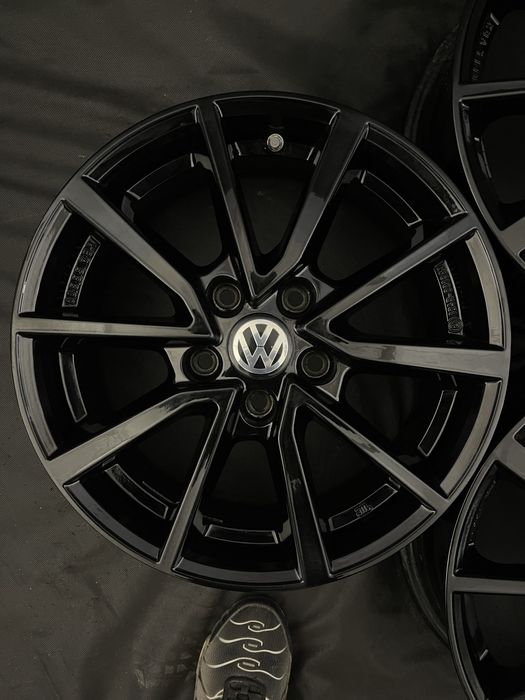 Диски R16 5x112 Et41 6.5J. Volkswagen Passat B8 B7 B6 Jetta Golf Toura
