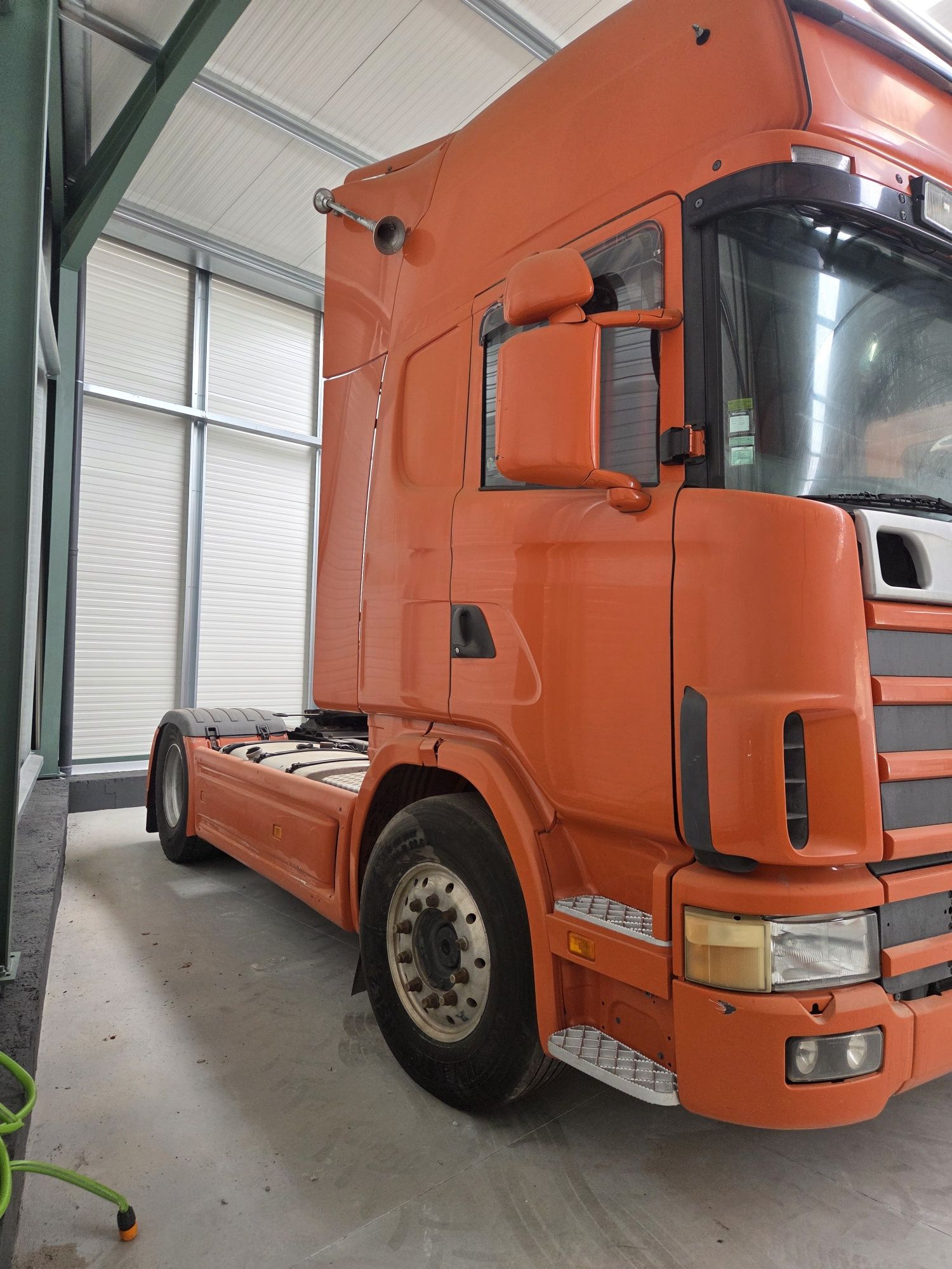 Scania 420 em bom estado