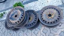 Sprzedam felgi stalowe r16 do forda focusa mk2