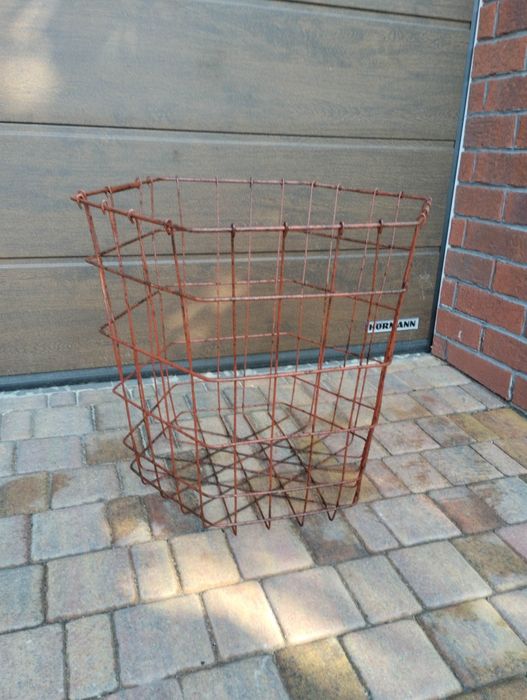 Kosz do butli balonu wina