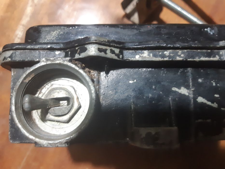 Реле регулятор рр132  на 14 в   1123702  на 28 в