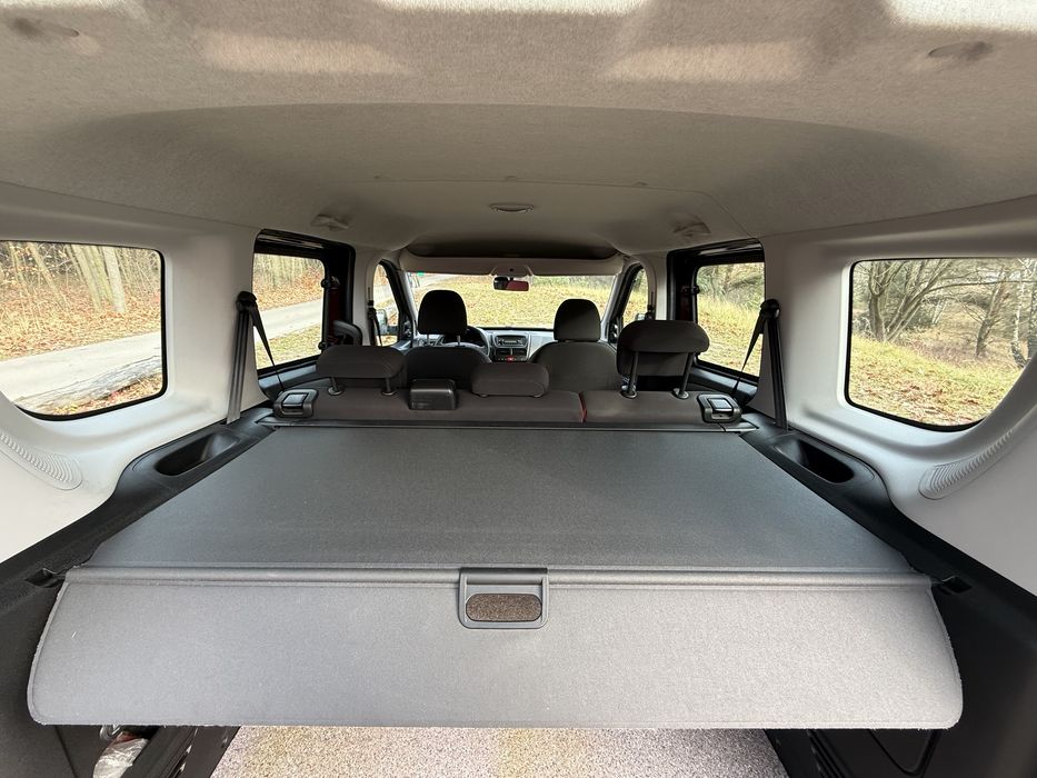 Fiat Doblo 1.4 16V ACTIVE mały przebieg