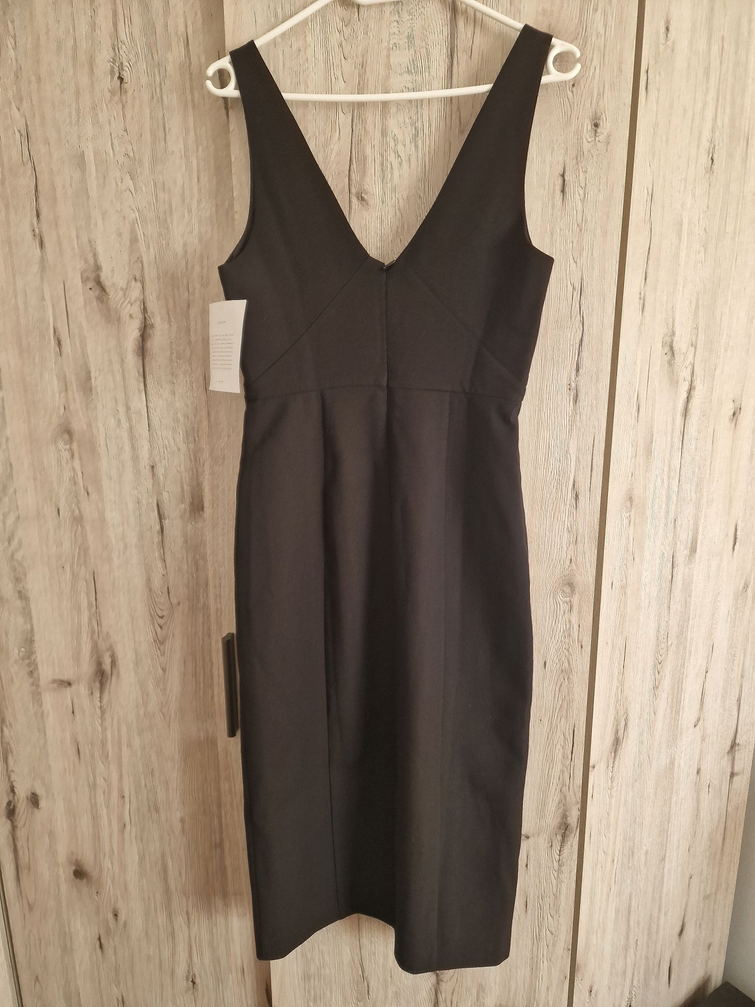 Czarna sukienka Ivy&Oak, rozmiar 34, NOWA