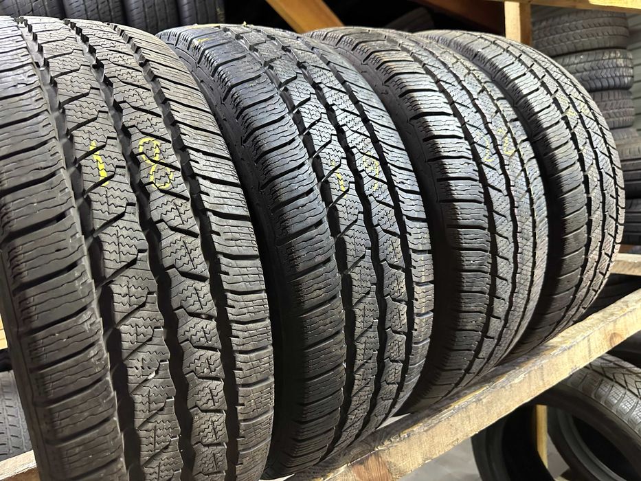 Шини зима 215/65R16C Continental VanContact Winter 9-10MM