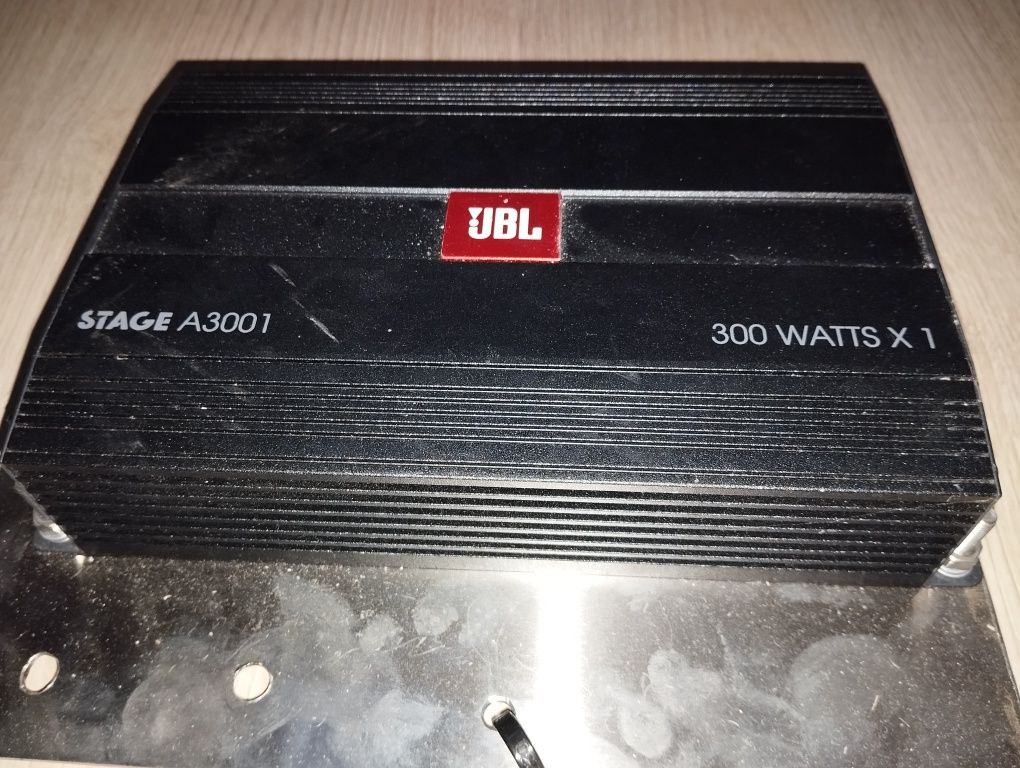 Wzmacniacz car audio JBL stage a3001 z subwooferem