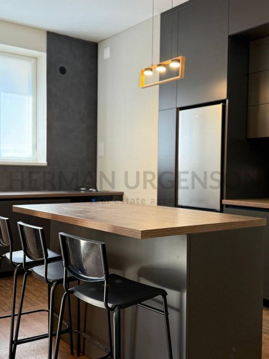 Продаж 2к квартири 62 кв.м  / вул. Возз'єднання, Боздош