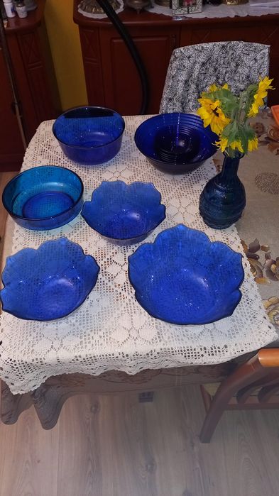 Komplet niebieskiej szkła starego