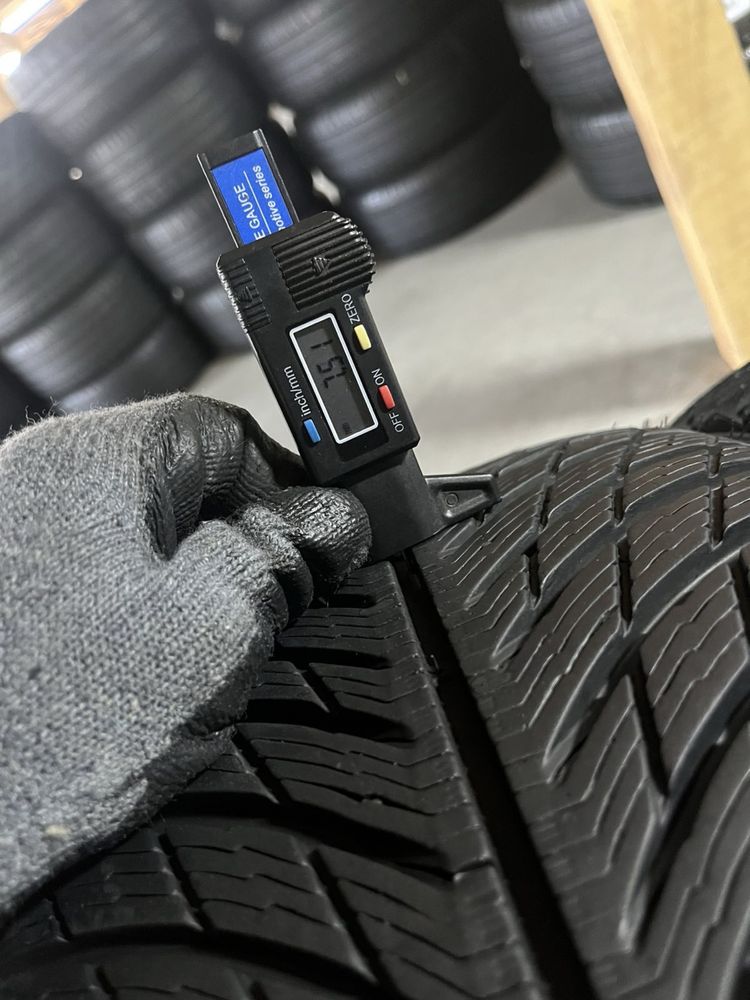 225/40/19 R19 Michelin Pilot Alpin 5 4шт зима