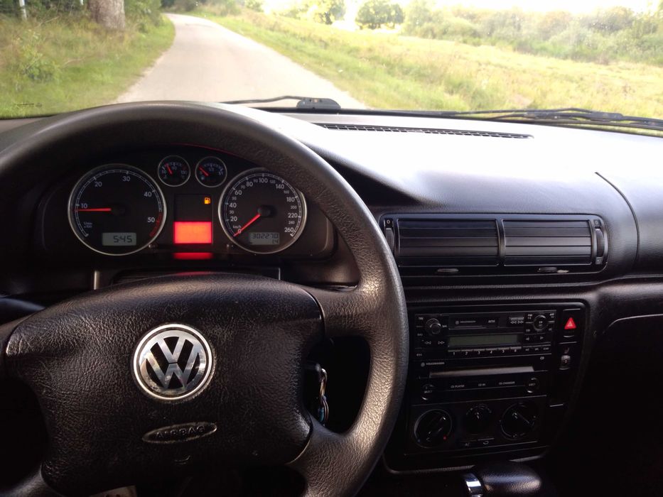 Volkswagen Passat b5 FL 1.9 TDI 130 KM kombi