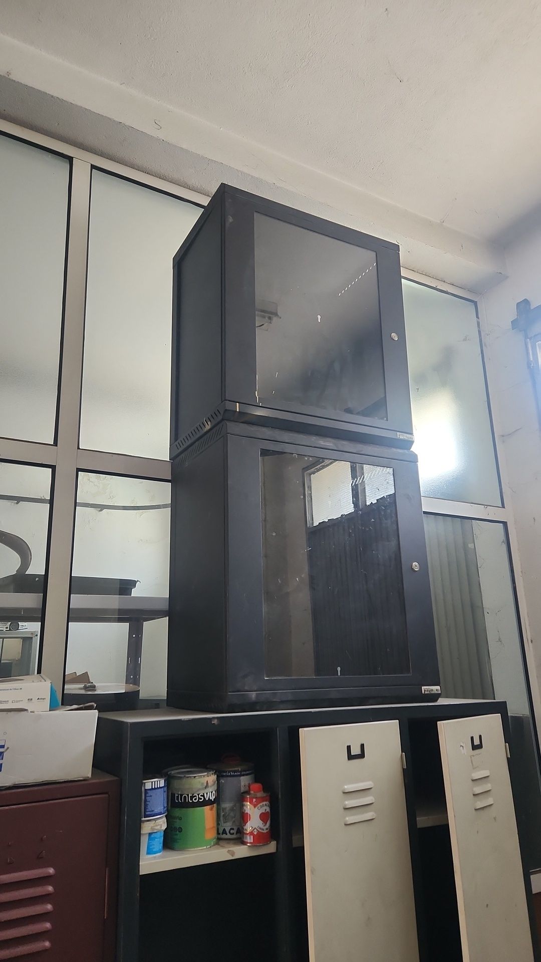 Vitrines com fechadura