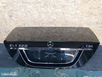 Tampa mala Mercedes CLS W219 320 CDI
