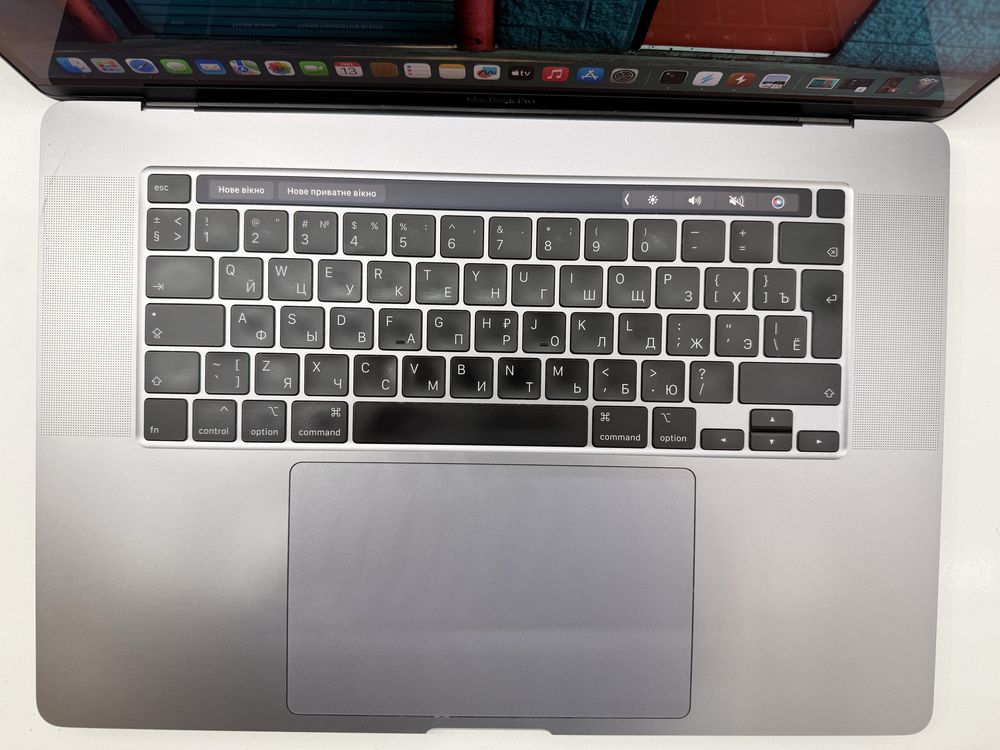Apple Macbook Pro A2141 16 Mid 2019 (2021) i7-9750H/16GB /512GB /5300M