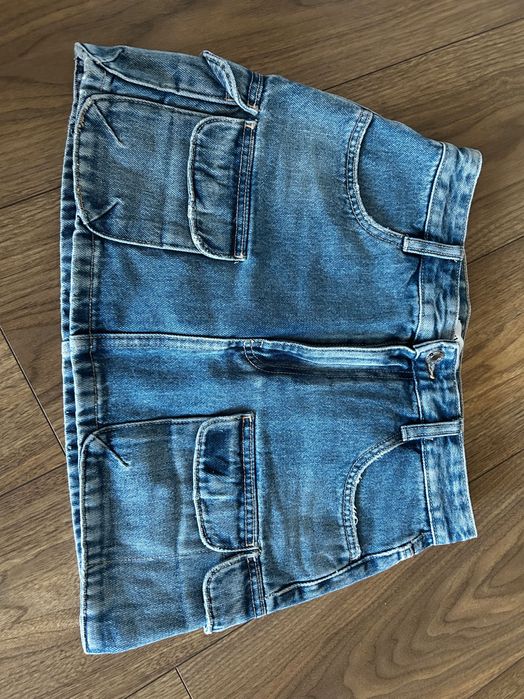 Spódnica Zara o kroju cargo XS