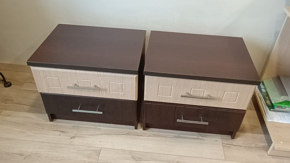 Приліжкові тумби