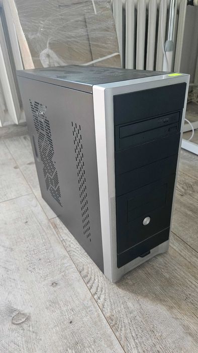 Komputer PC Pentium Dual E2220 2.40GHz 2GB RAM GeForce 210 320GB HDD