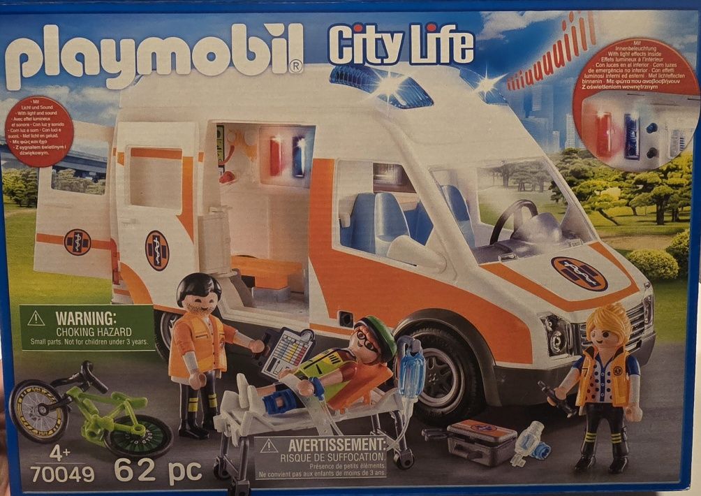 Klocki Playmobil City Life 70049 Karetka