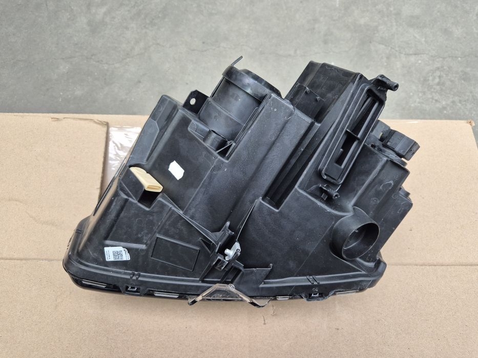 Citroën C3 Aircross lift 2023r lampa prawa przednia eu OEM