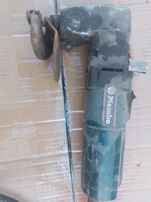 Maquina eléctrica multifunções da Metabo