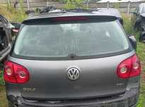 tylna klapa vw golf V LA7T