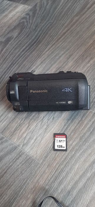 Видеокамера Panasonic 4K