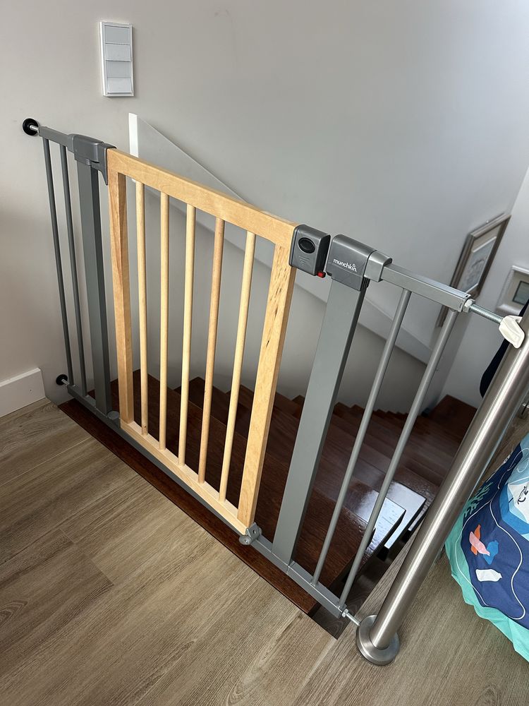 Barreira de seguridad infantil munchkin com extensão