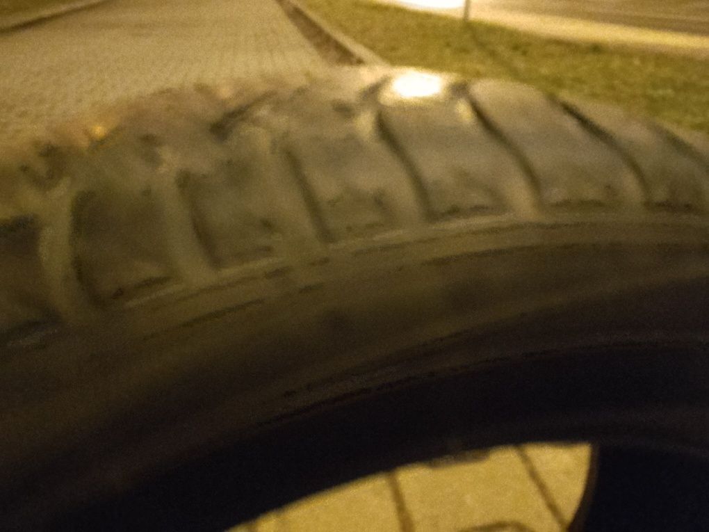 Sprzedam 2 opony wielosezonowe 205/50 R17