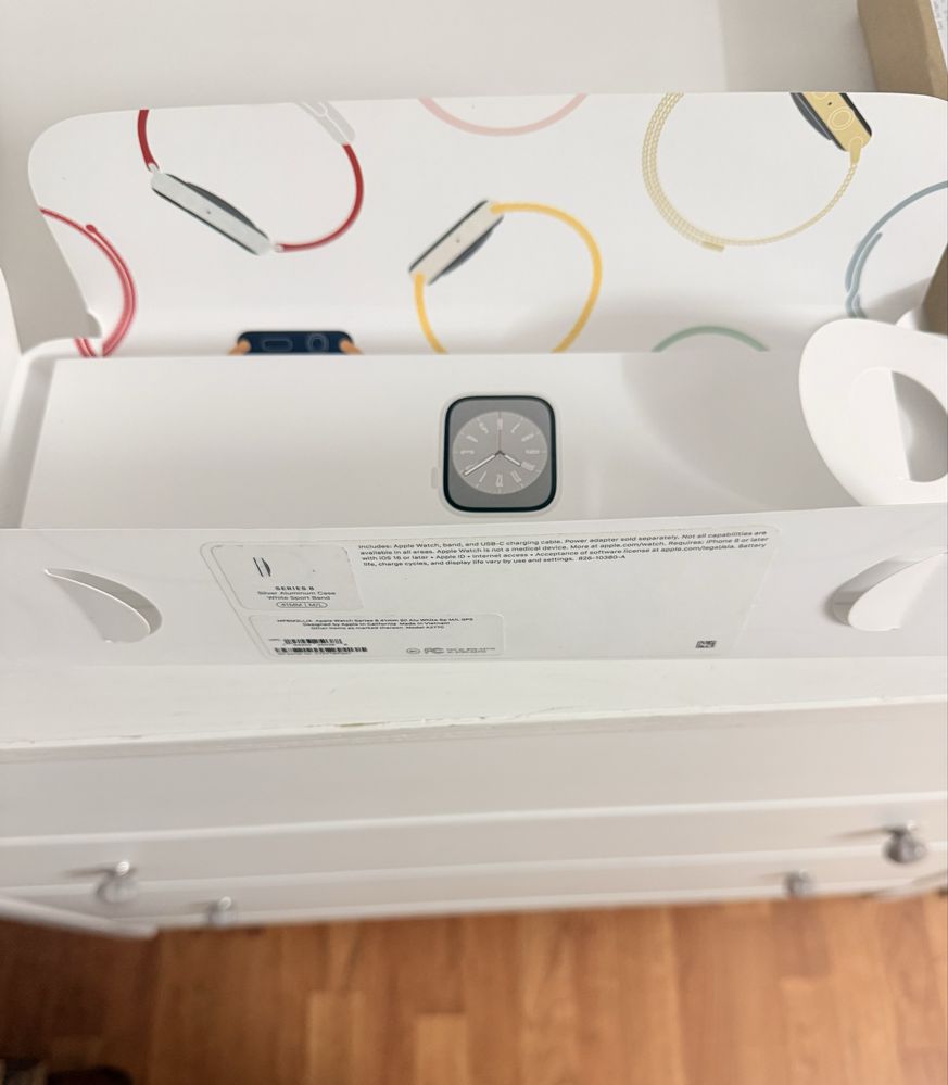 Apple watch series 8. 41 m