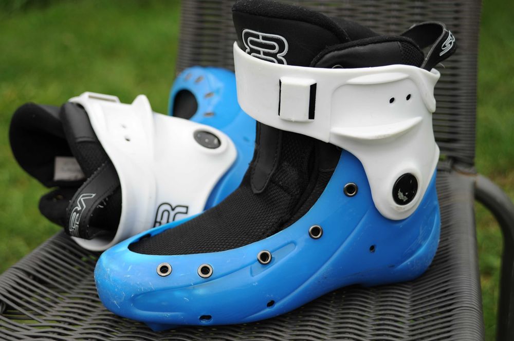 Używane skorupy z linerami FR/Seba/Oxelo