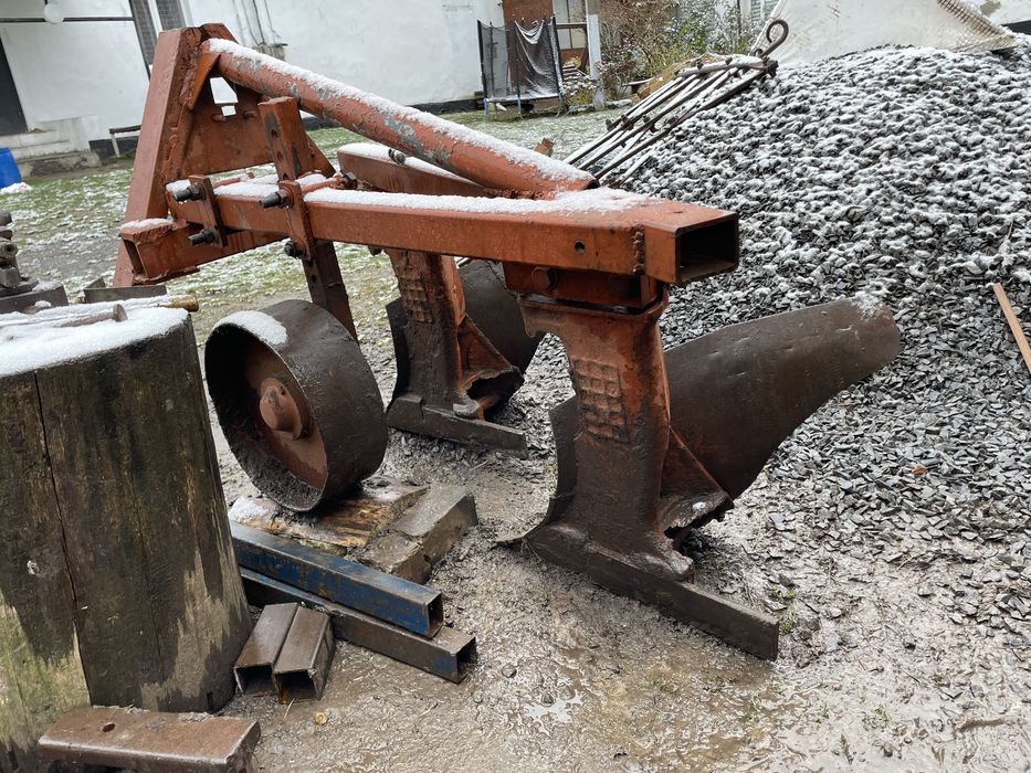 Продам плуг 2-30